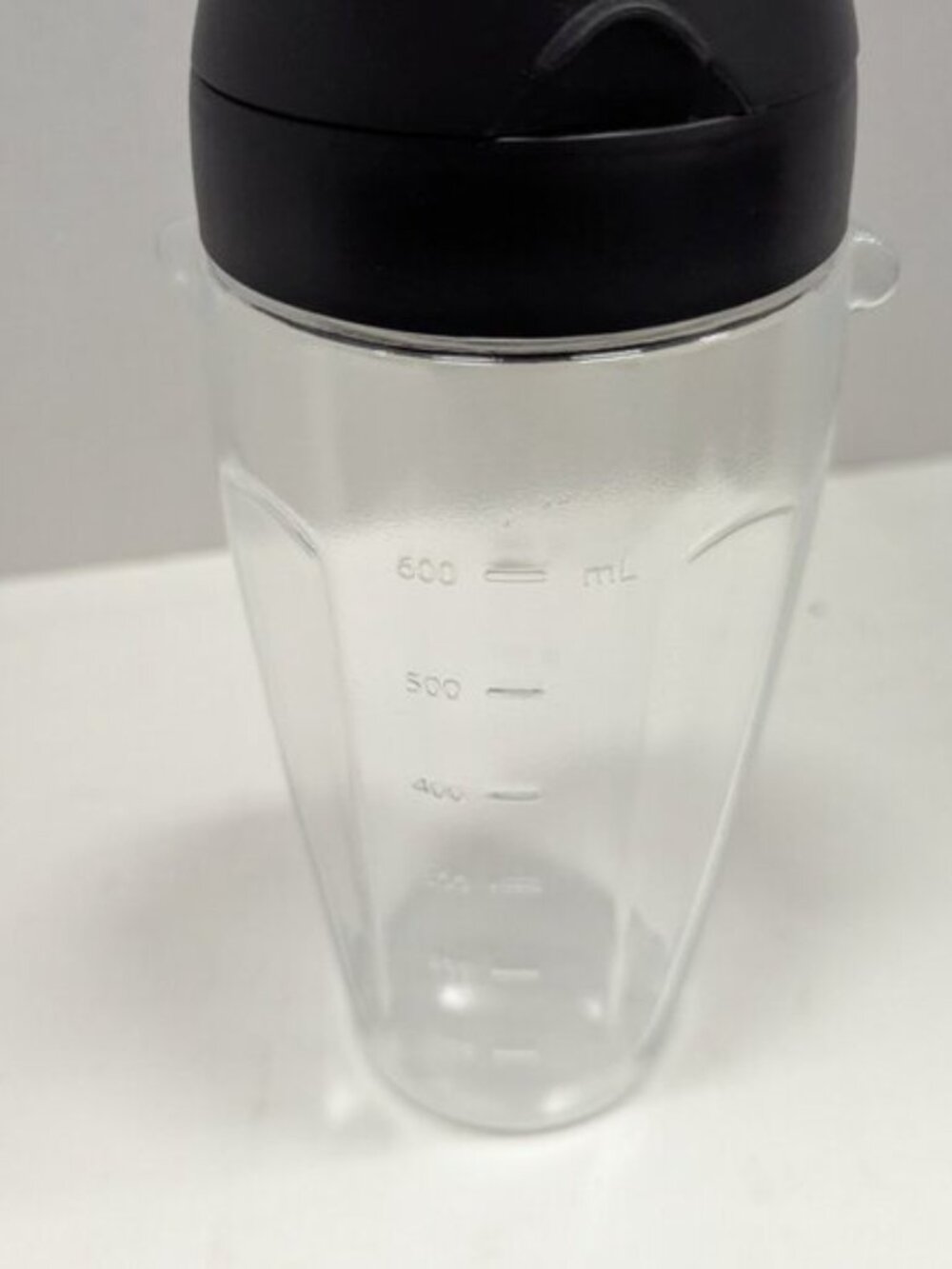 Oster Easy to Clean 700 Watt Blender with 20 Ounce Blend-N-Go Cup in Grey - Picture 7 of 7